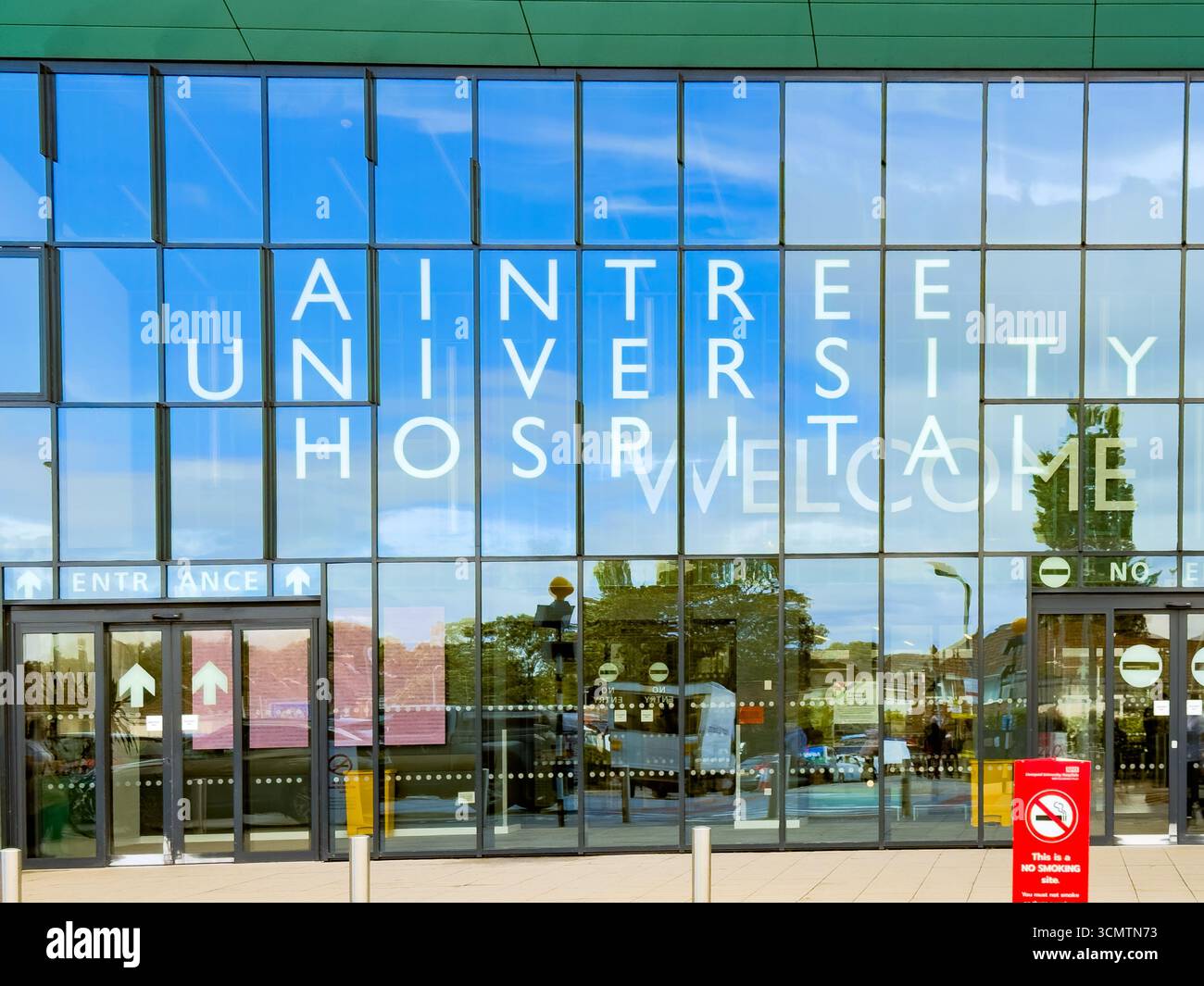 Main Building Critical Care Unit and Wards Aintree university hospital Liverpool England UK.September 2025 - Smartphone Captured Stock Image