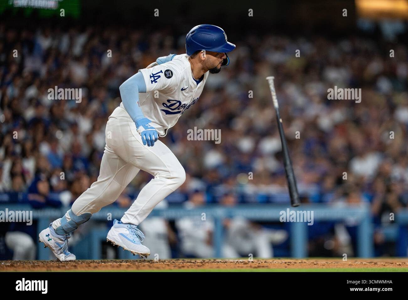 Los Angeles Dodgers outfielder Andy Pages (44) singles during a MLB ...