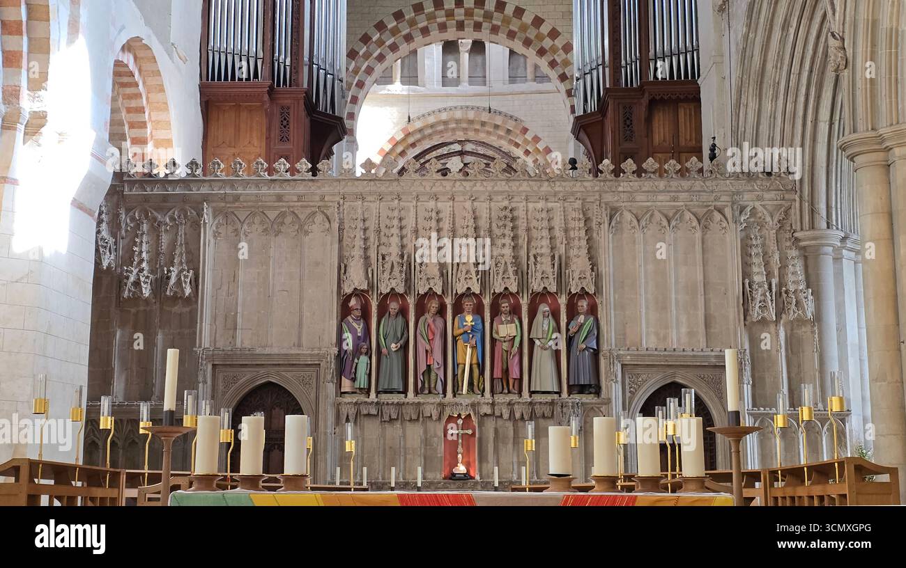 Altar screen hi-res stock photography and images - Alamy