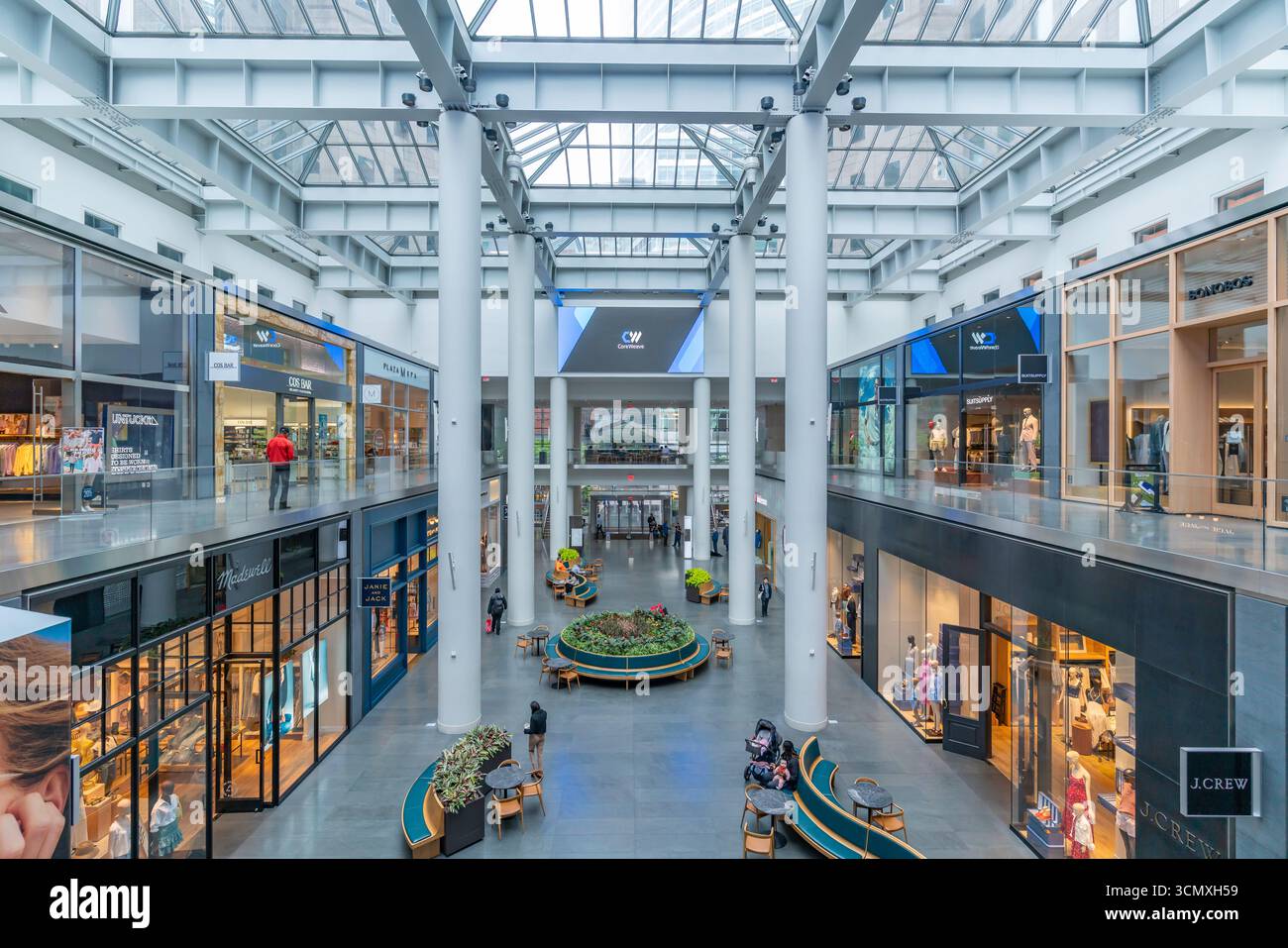 Brookfield Place Shopping Centre in Lower Manhattan, New York, USA Stock Photo