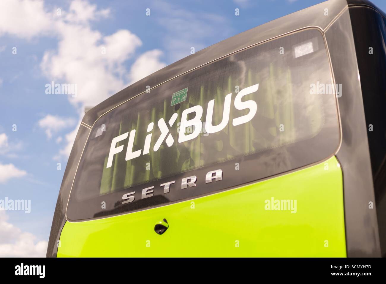 Flixbus bus hi-res stock photography and images - Alamy