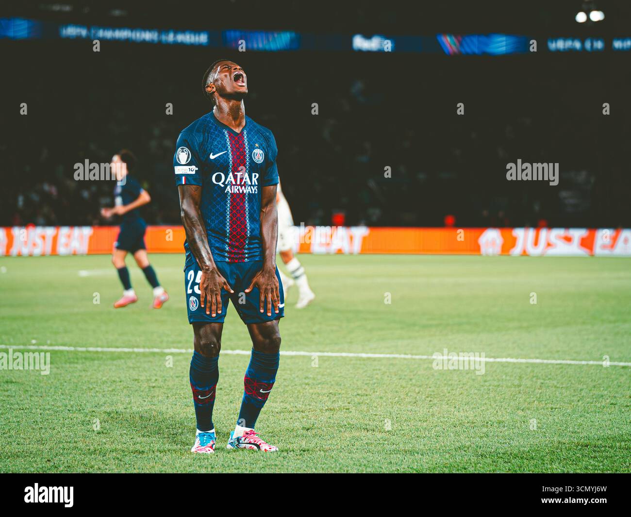 PSG 4th 25/26 ヌーノメンデス maxresdefault.jpg