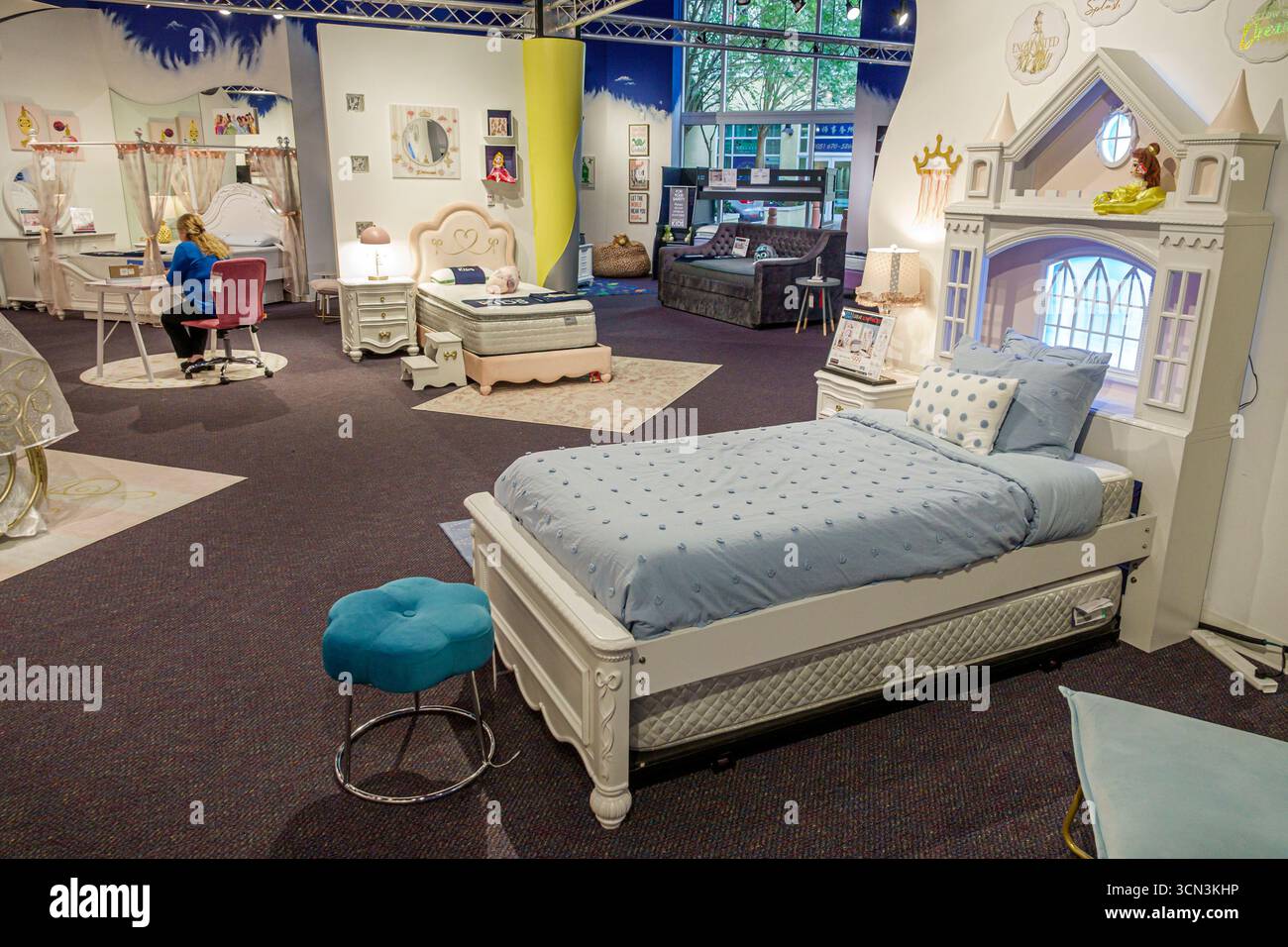 Kendall Miami Florida,Rooms to Go,furniture store business,inside interior,display sale staging,kids furniture section,princess bed castle headboard,c Stock Photo