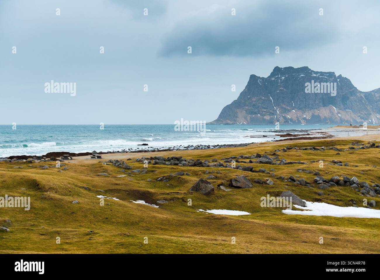 Serene coastal view rocky hi-res stock photography and images - Alamy