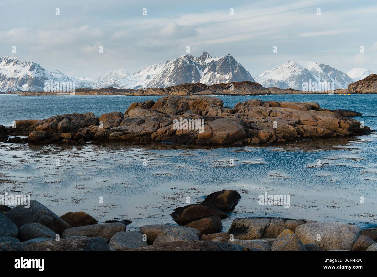 Serene view rocky shoreline hi-res stock photography and images - Alamy