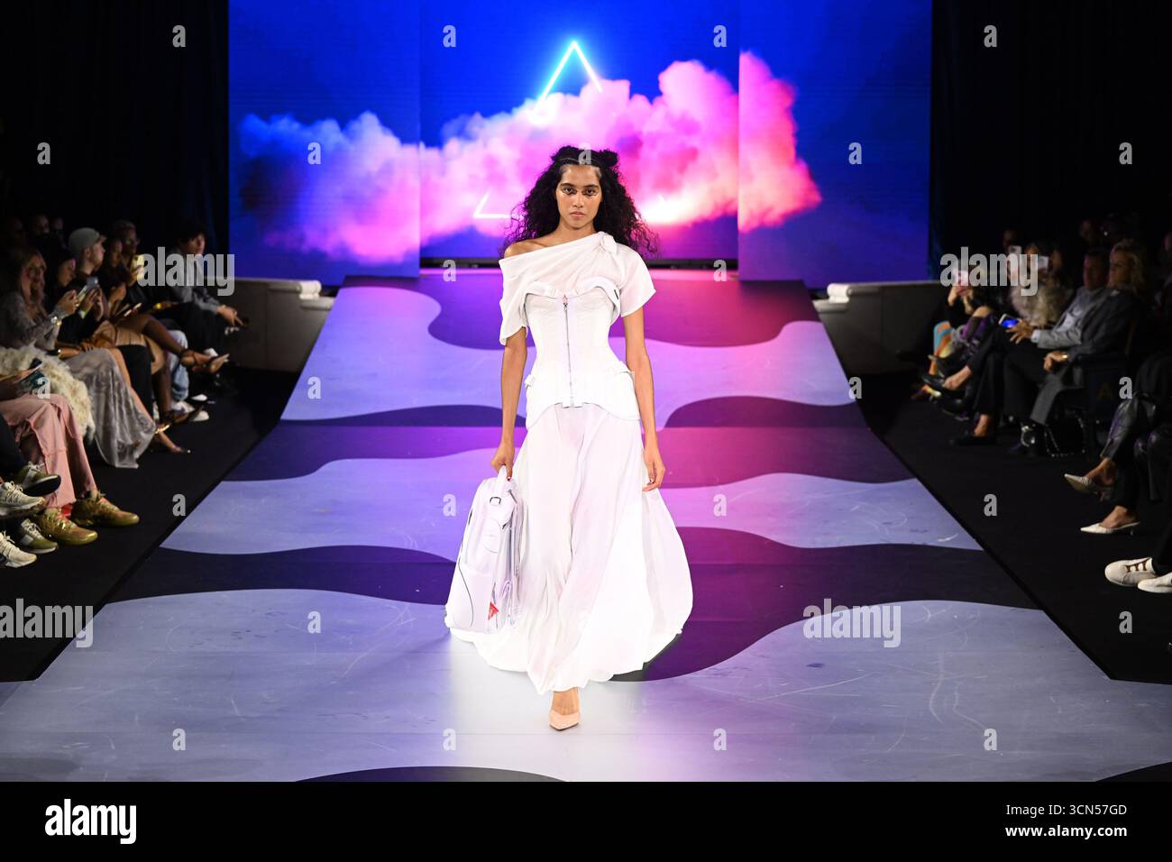 London, UK. 18 September 2025. Models on the catwalk during the ...