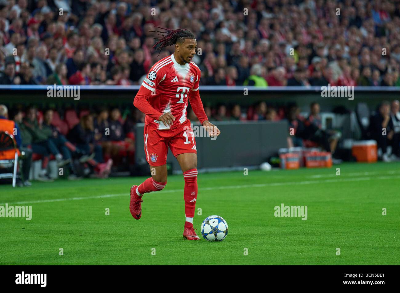Michael Olise Champions League 2025/26 assist Tactical Synergy: The Evolution of the Number Nine