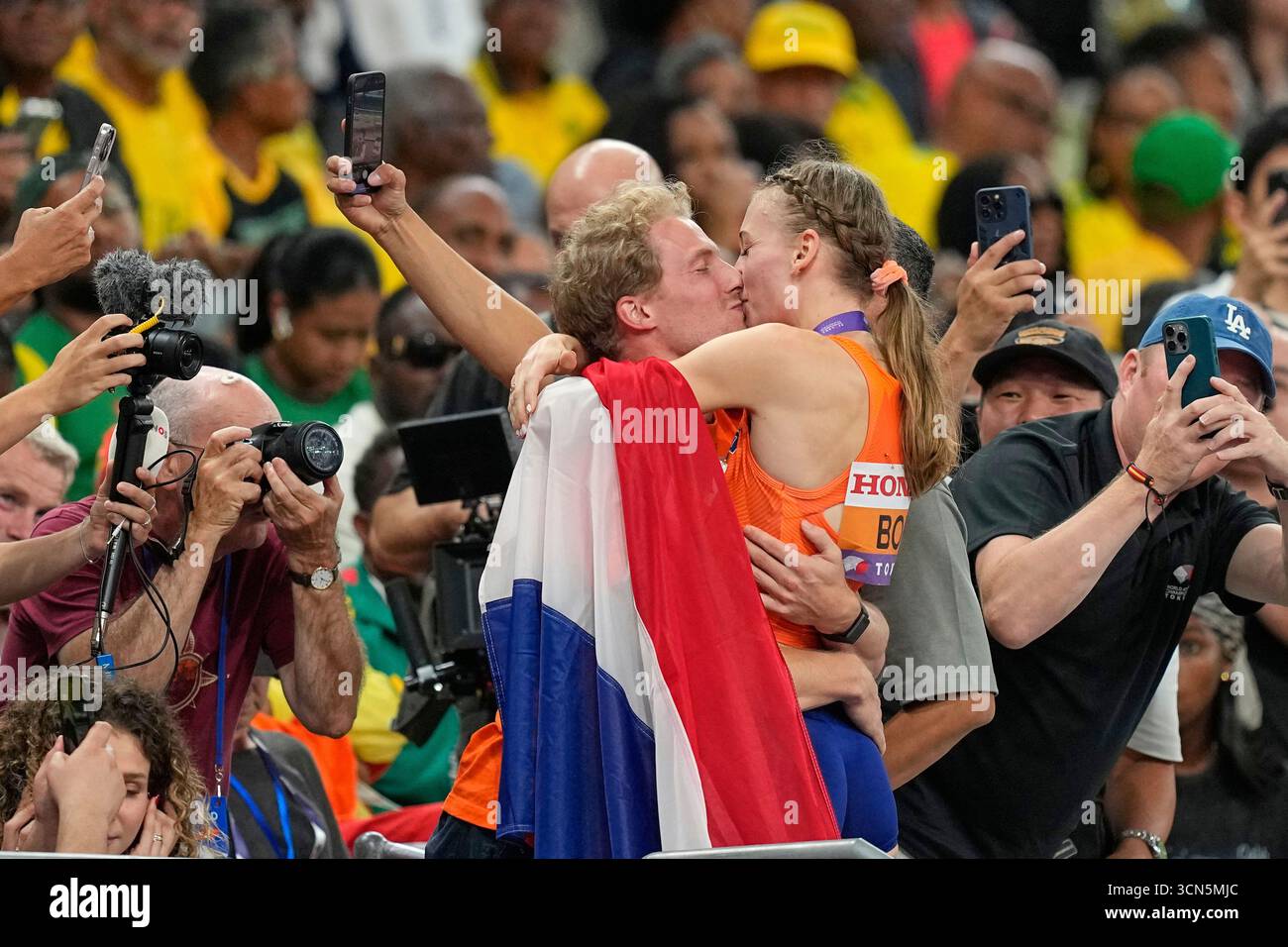 Netherlands Femke Bol Celebrates With Her Partner Ben Broeders After 