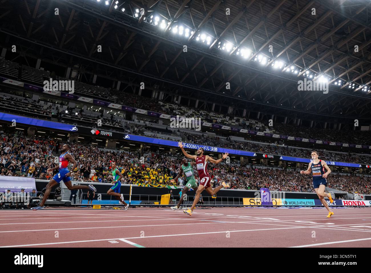 250919-alison-dos-santos-of-brazil-rai-benjamin-of-usa-ezekiel
