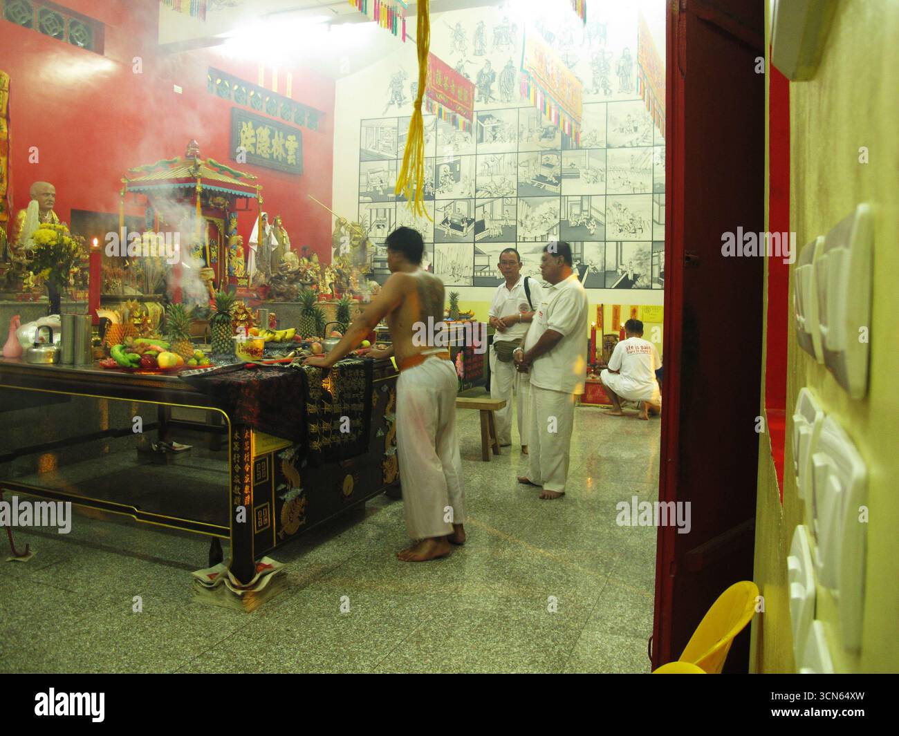So Rite Spirit Shaman mediums thai people pilgrim join merit rite ritual medium ...