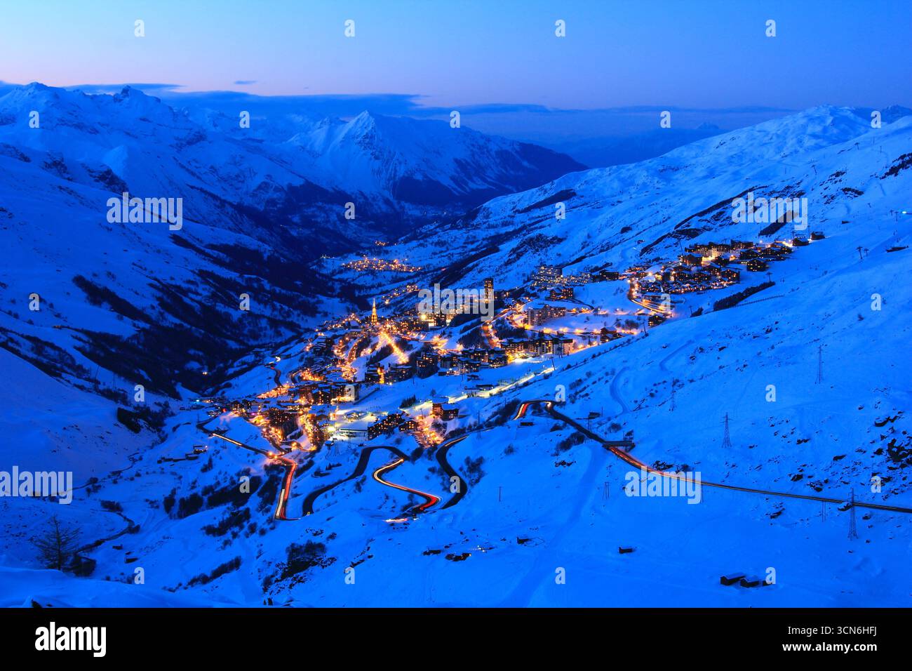 Les menuires three valleys hi-res stock photography and images - Alamy