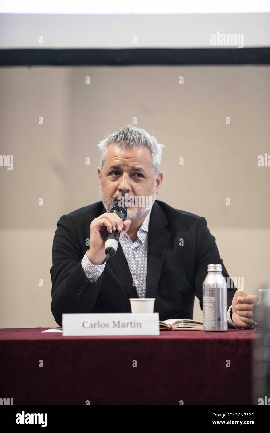 Milan, Palazzo Reale Press Conference for the 'Leonora Carrington' exhibition: photos by curator Carlos Martín Stock Photo