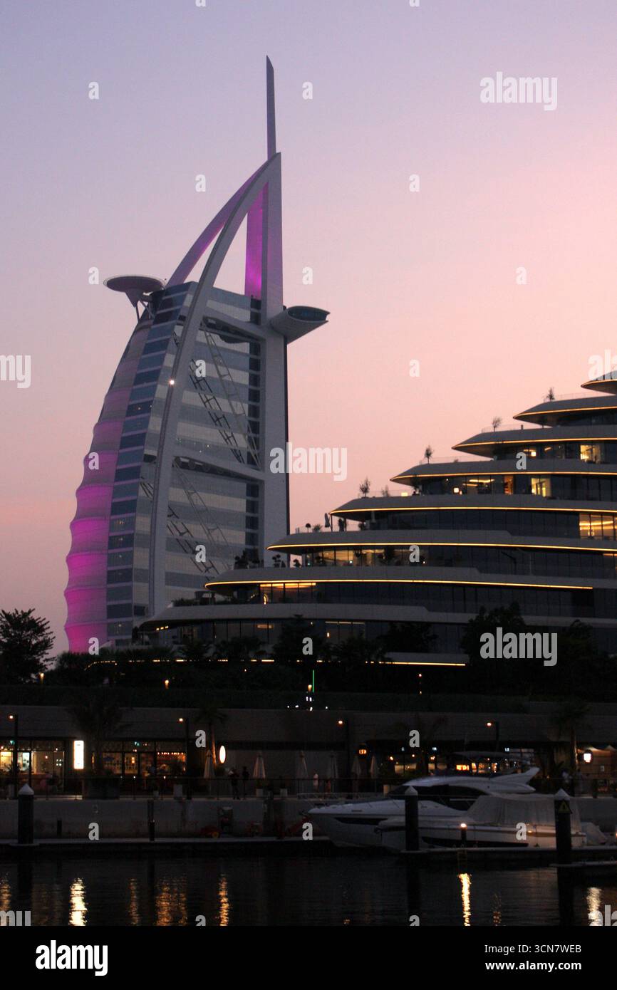 Dubai Skyline Sunset Silhouette Hi res Stock Photography And Images Alamy dubai-skyline-sunset-silhouette-hi-res-stock-photography-and-images-alamy