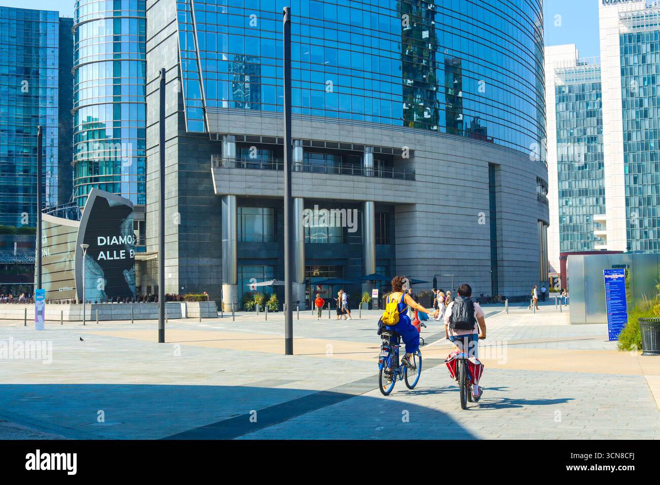 Piazza Complex Milan, Italy. 19th Sep, 2025. Milan (Italy), September 19, 2025 ...