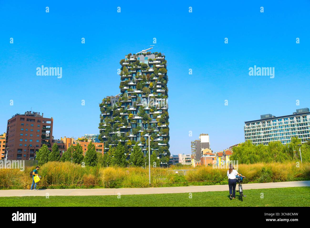 Piazza Complex Milan, Italy. 19th Sep, 2025. Milan (Italy), September 19, 2025 ...