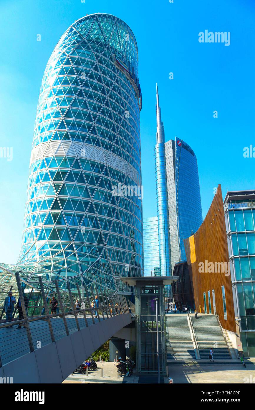 Piazza Complex Milan, Italy. 19th Sep, 2025. Milan (Italy), September 19, 2025 ...