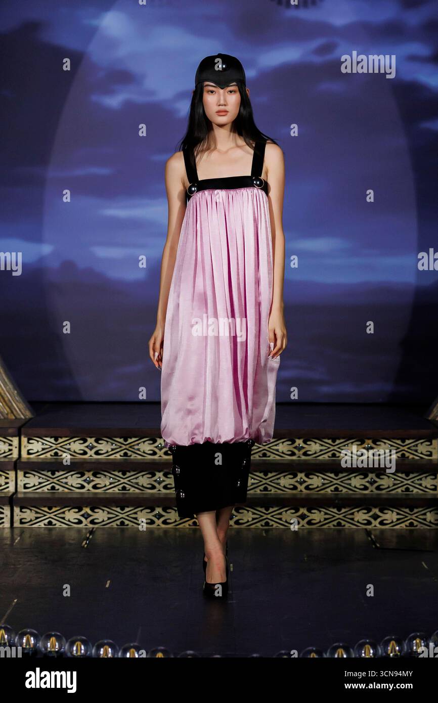 KEBURIA Spring-Summer 2026 runway during London Fashion Week on ...