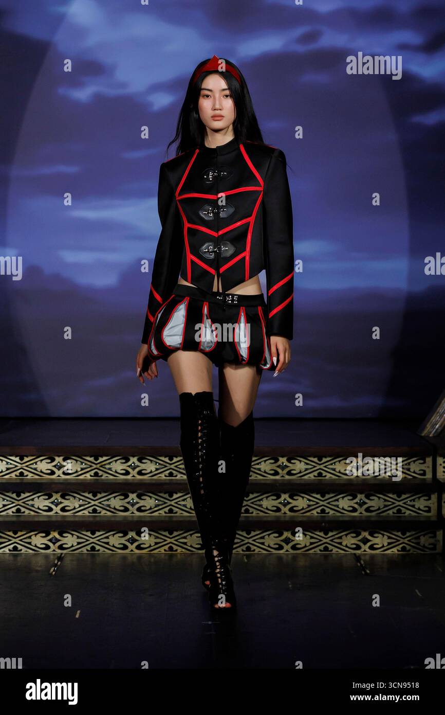 KEBURIA Spring-Summer 2026 runway during London Fashion Week on ...