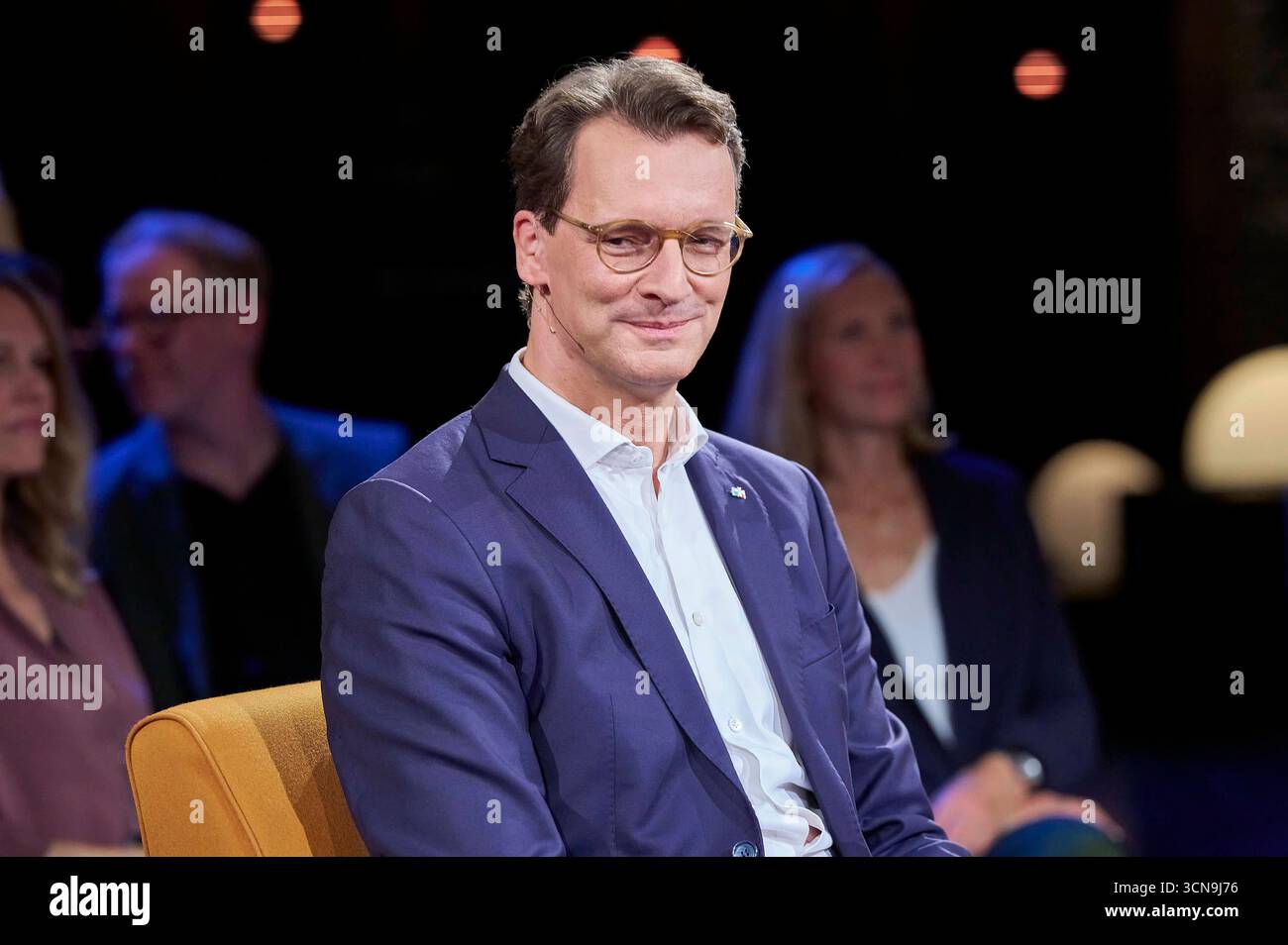 hendrik-w-st-bei-der-aufzeichnung-der-radio-bremen-talkshow-3-nach-9-im
