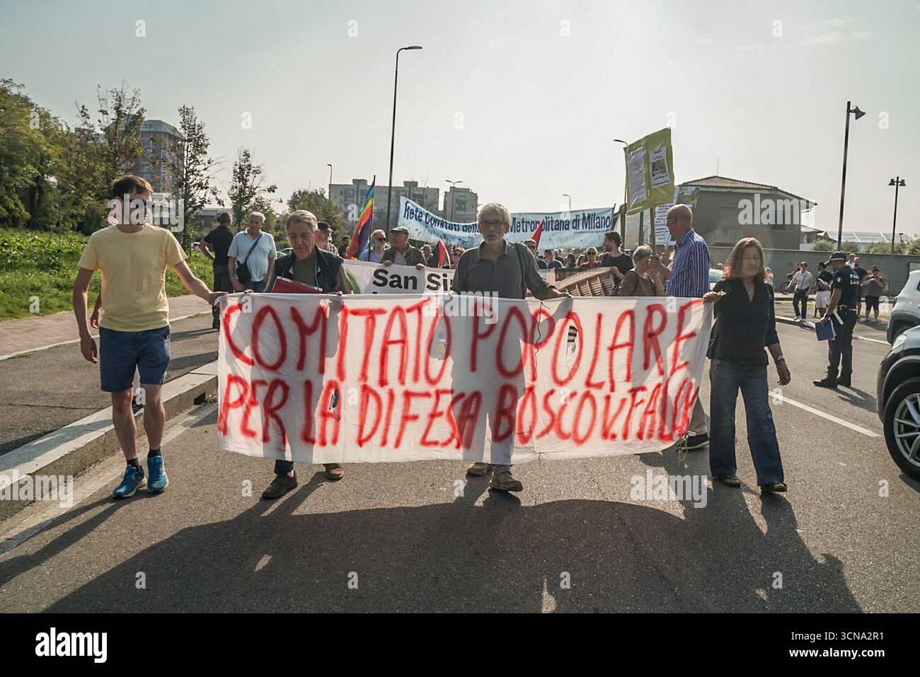 MILAN - A rally and demonstration against the demolition of the ...
