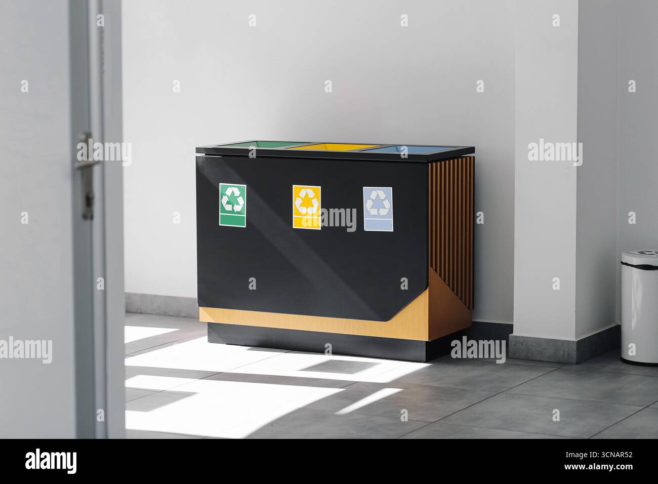 Management_system hi-res stock photography and images - Alamy
