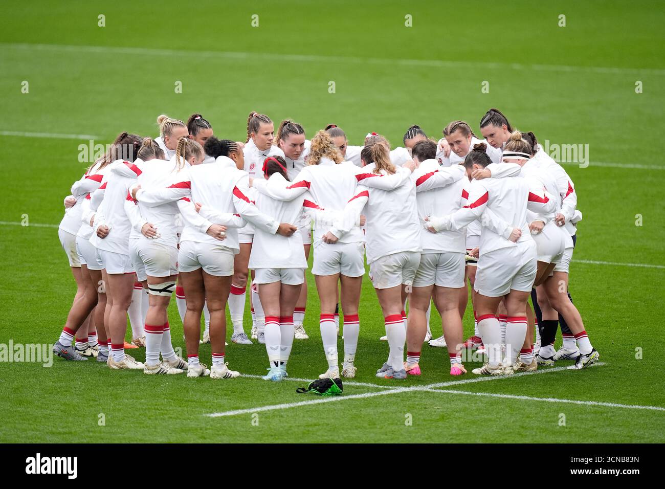 England players form a huddle during the Women's Rugby World Cup 2025 ...