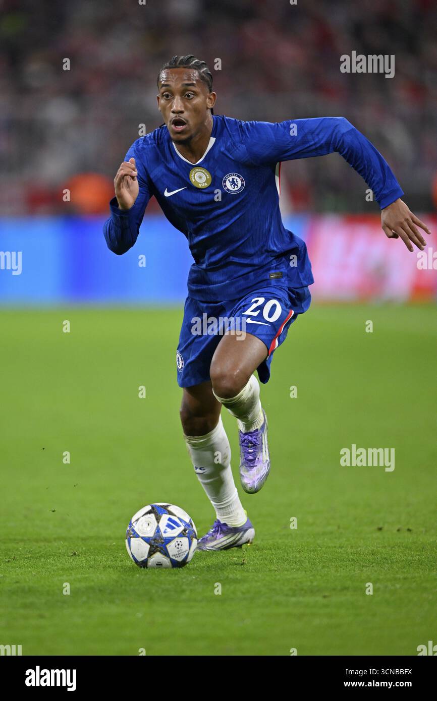 Joao pedro of chelsea fc hi-res stock photography and images - Alamy