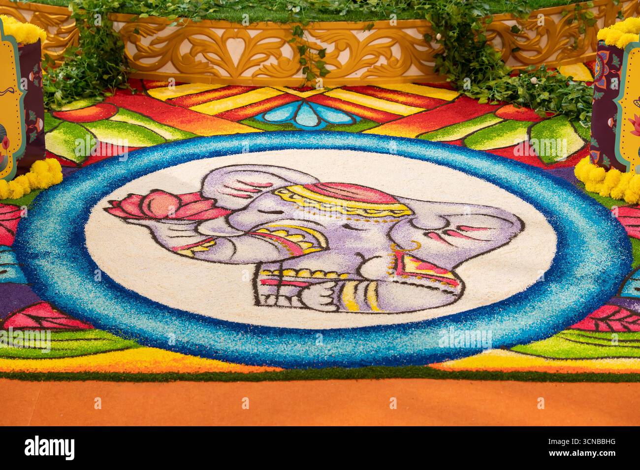 Vibrant circular rangoli artwork hi-res stock photography and images ...