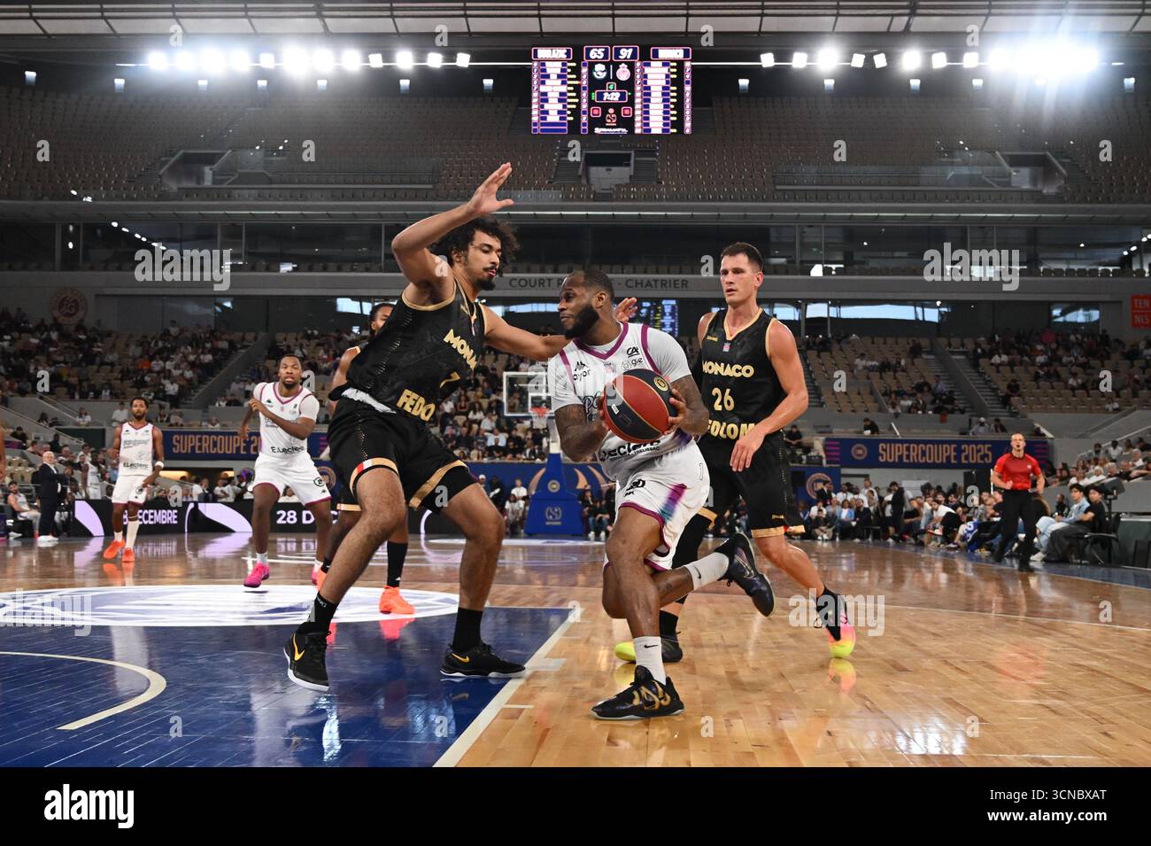 Boulazac vs monaco semi of the lnb basketball super cup at roland garros france ile de france region paris julien mattia le p Boulazac vs monaco semi of the lnb basketball super cup at roland garros france ile de france region paris julien mattia le p