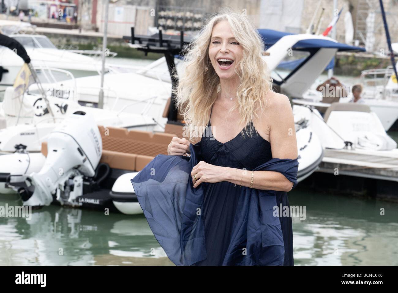 Tonya Rochelle Tonya Kinzinger attends the Un si grand soleil photocall during the ...