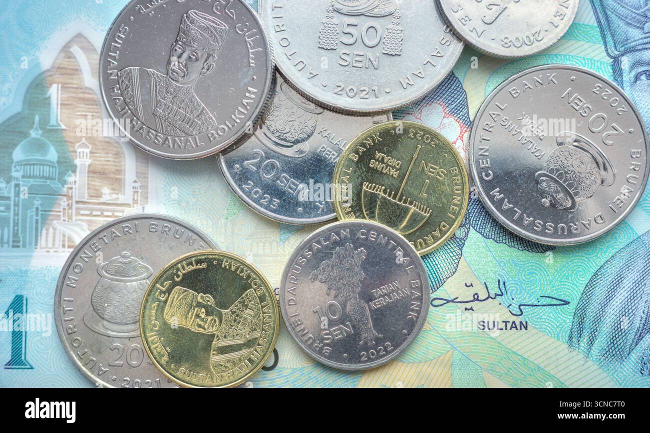 Brunei currency hi-res stock photography and images - Alamy