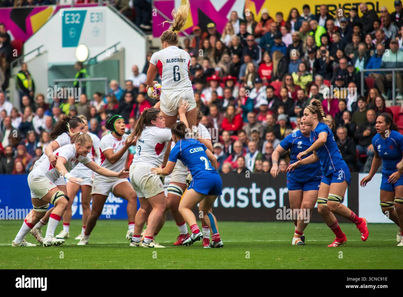 Red Roses Rugby Line Out Image Womens rugby red roses lineout world cup hi-res stock photography and ...