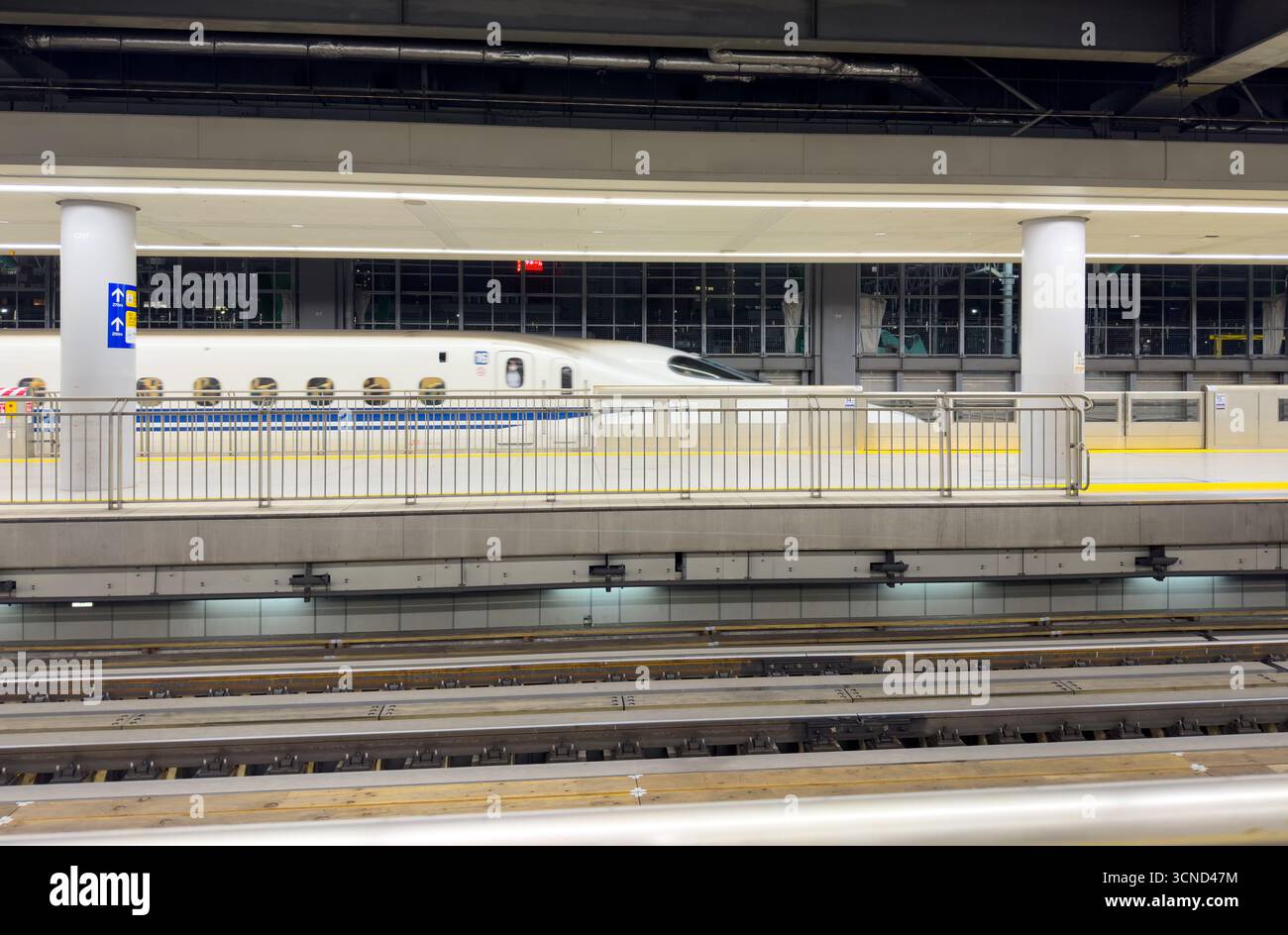 Shinkansen bullet train interior hi-res stock photography and images ...