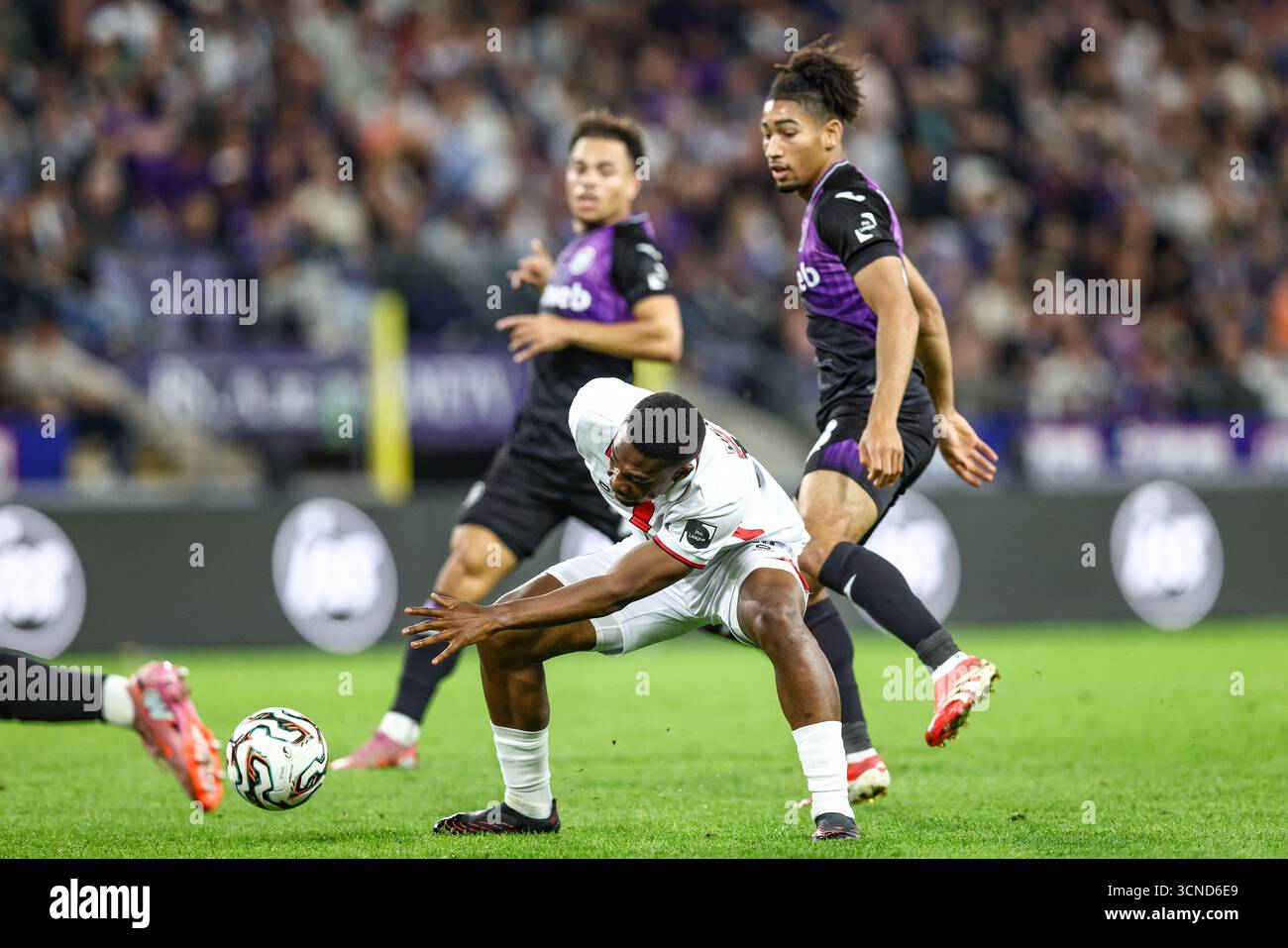 Antwerp s Christopher Scott And Anderlecht s Nathan Saliba Fight For antwerp-s-christopher-scott-and-anderlecht-s-nathan-saliba-fight-for