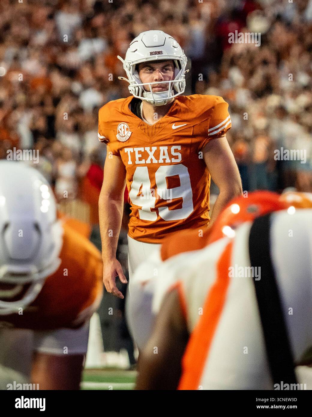 Sept 20, 2025. Mason Shipley (49) of the Texas Longhorns in action vs