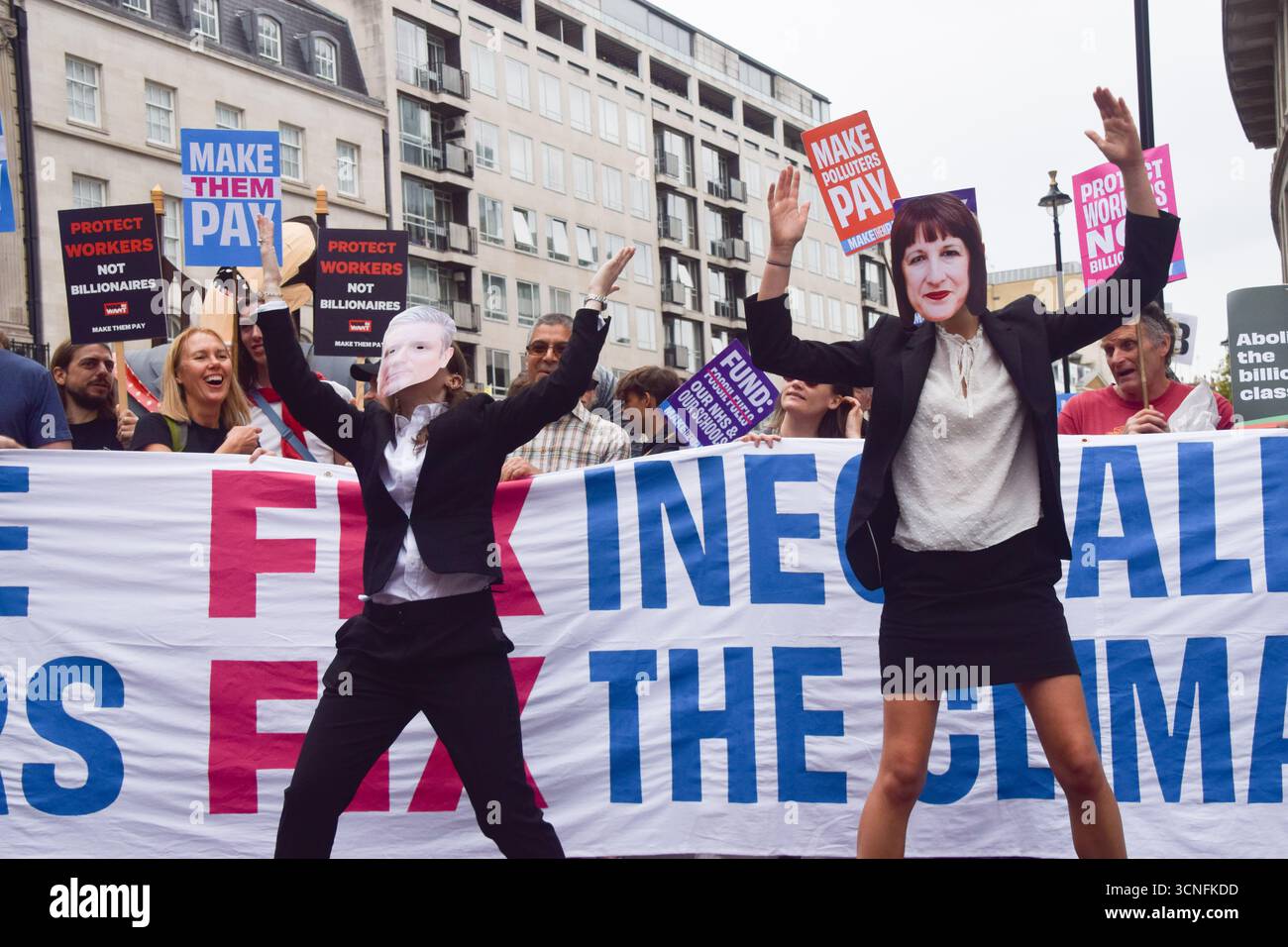 Rachel Reeves Mask September 20, 2025, London, England, United Kingdom: Protesters wearing ...