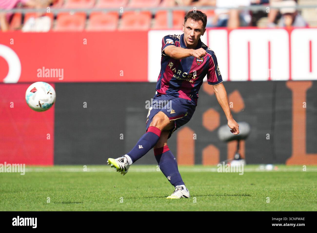 jon-ander-olasagasti-of-levante-ud-during-the-la-liga-match-2025-2026
