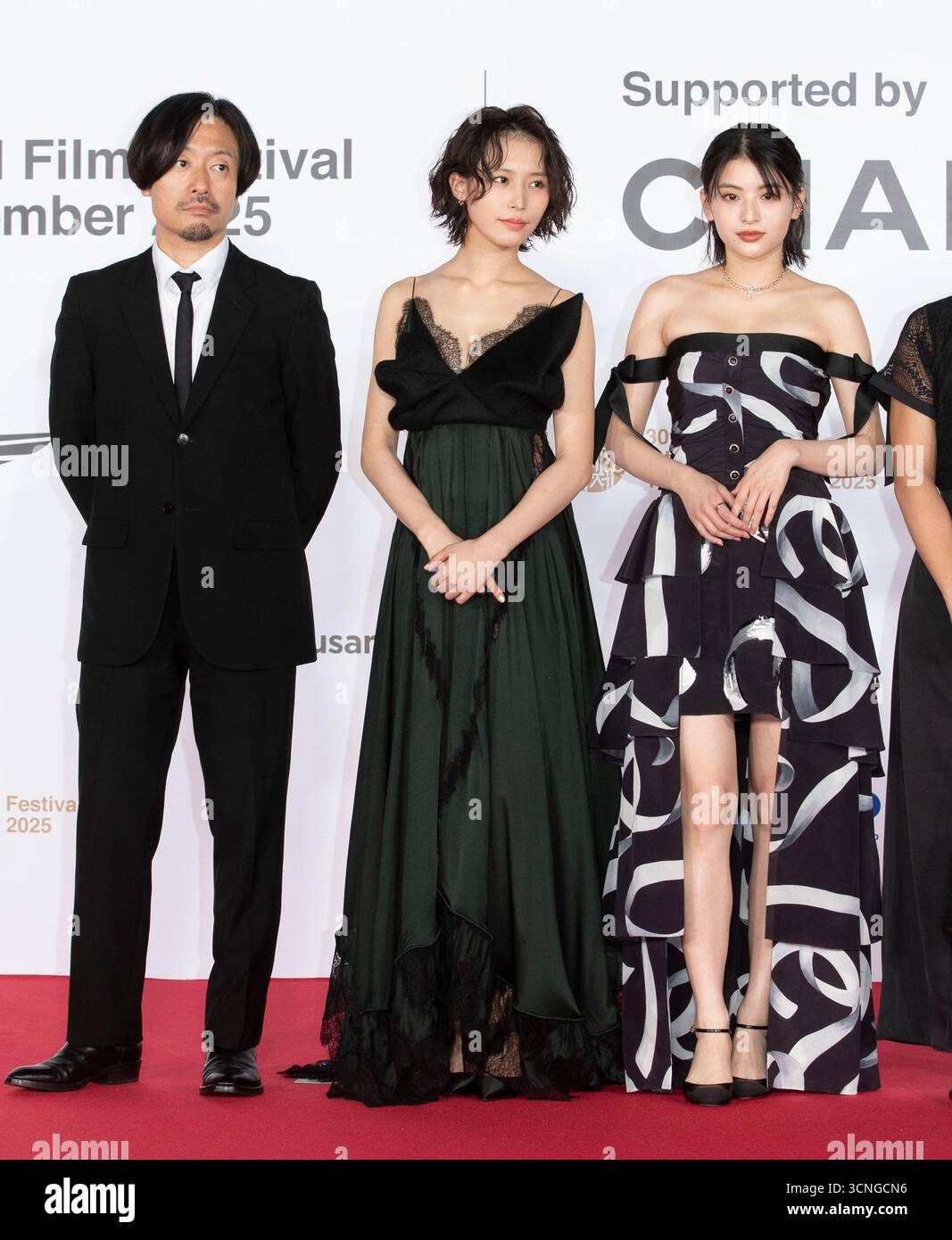 Natsuki Deguchi - Red Carpet Look