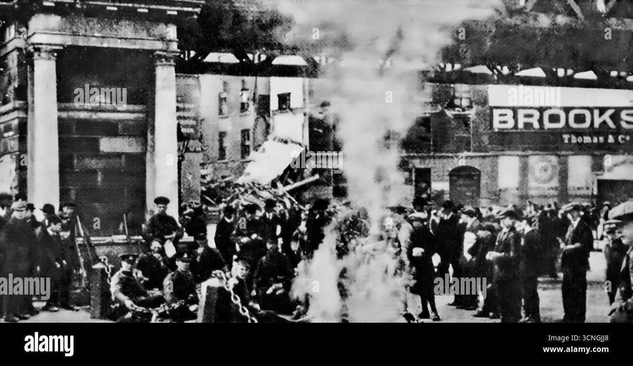 Dublin streets following the 1916 Easter Rising, launched by Irish ...