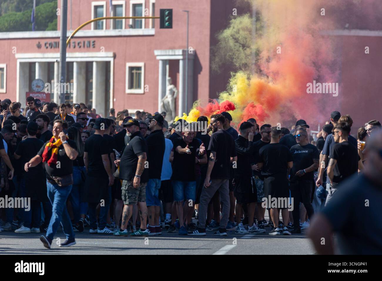 Roma Riot Roma, Italia. 21st Sep, 2025. Roma: Derby Lazio-Roma, disordini tra le ...