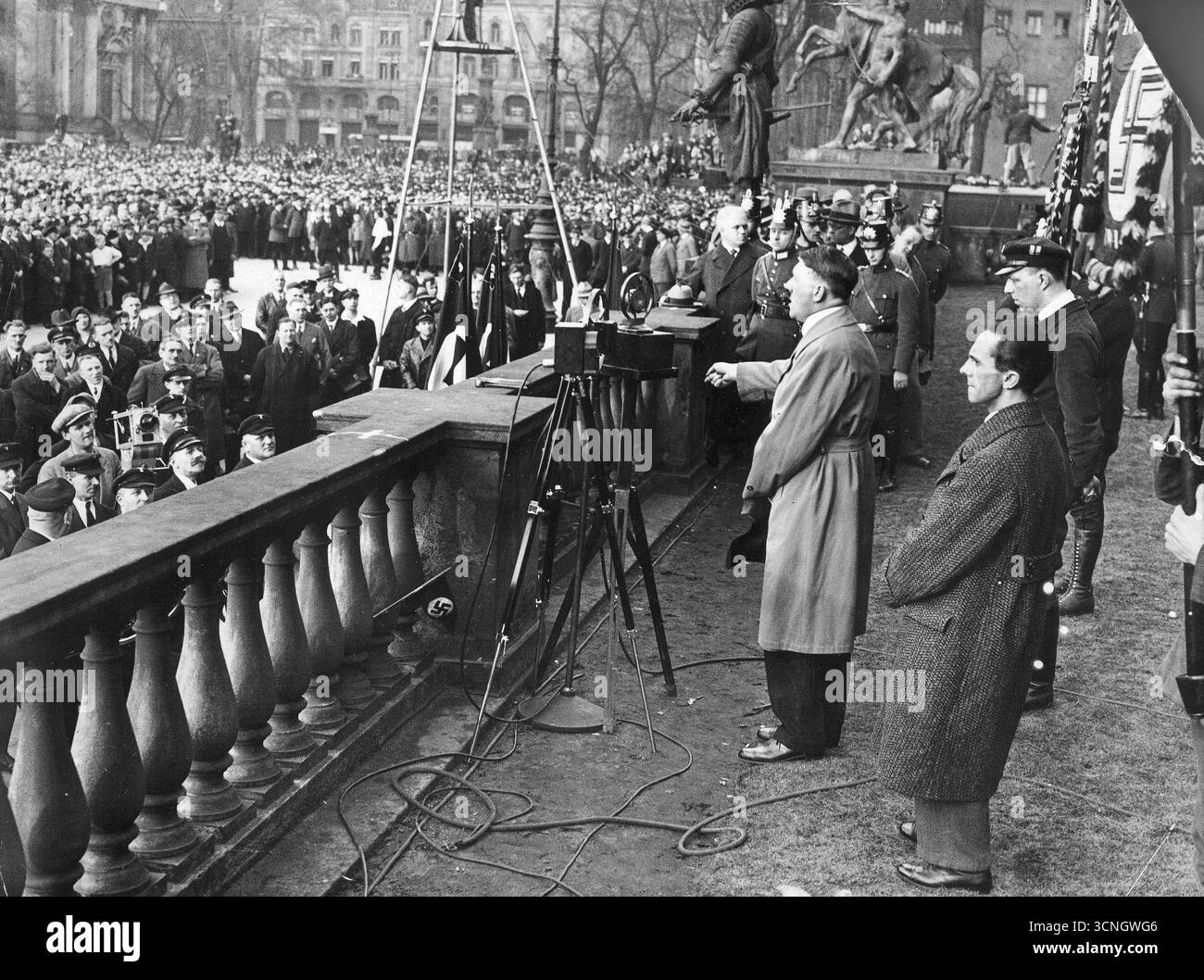 Presidential elections in Germany 1932 - Adolf Hitler speaking, Joseph Goebbels behind him Stock Photo