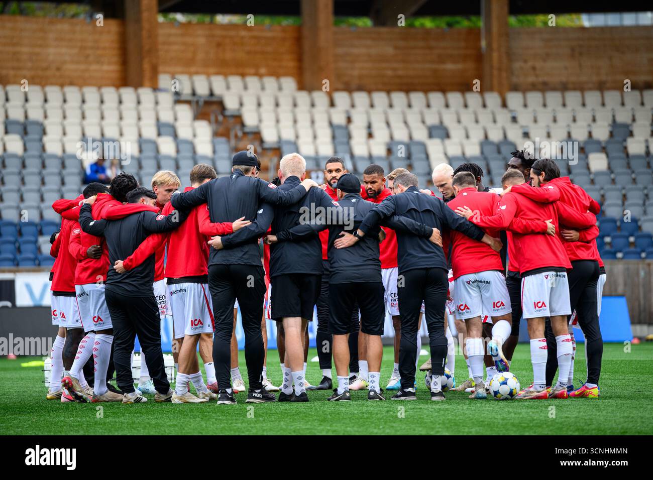 250921 Degerfors Spelare Inf r Fotbollsmatchen I Allsvenskan Mellan 