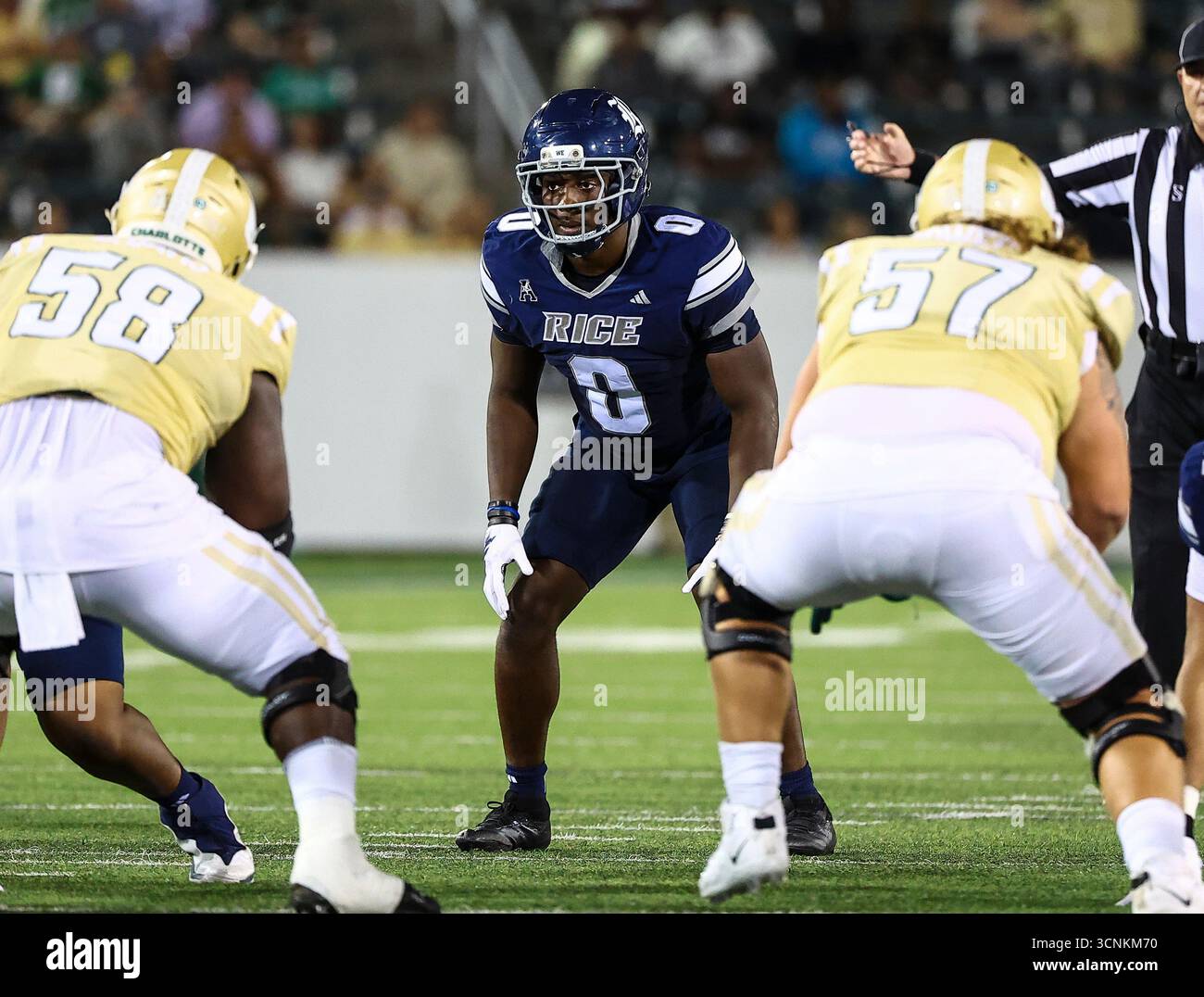 September 18,2025: Rice University linebacker Andrew Awe (0). NCAA ...