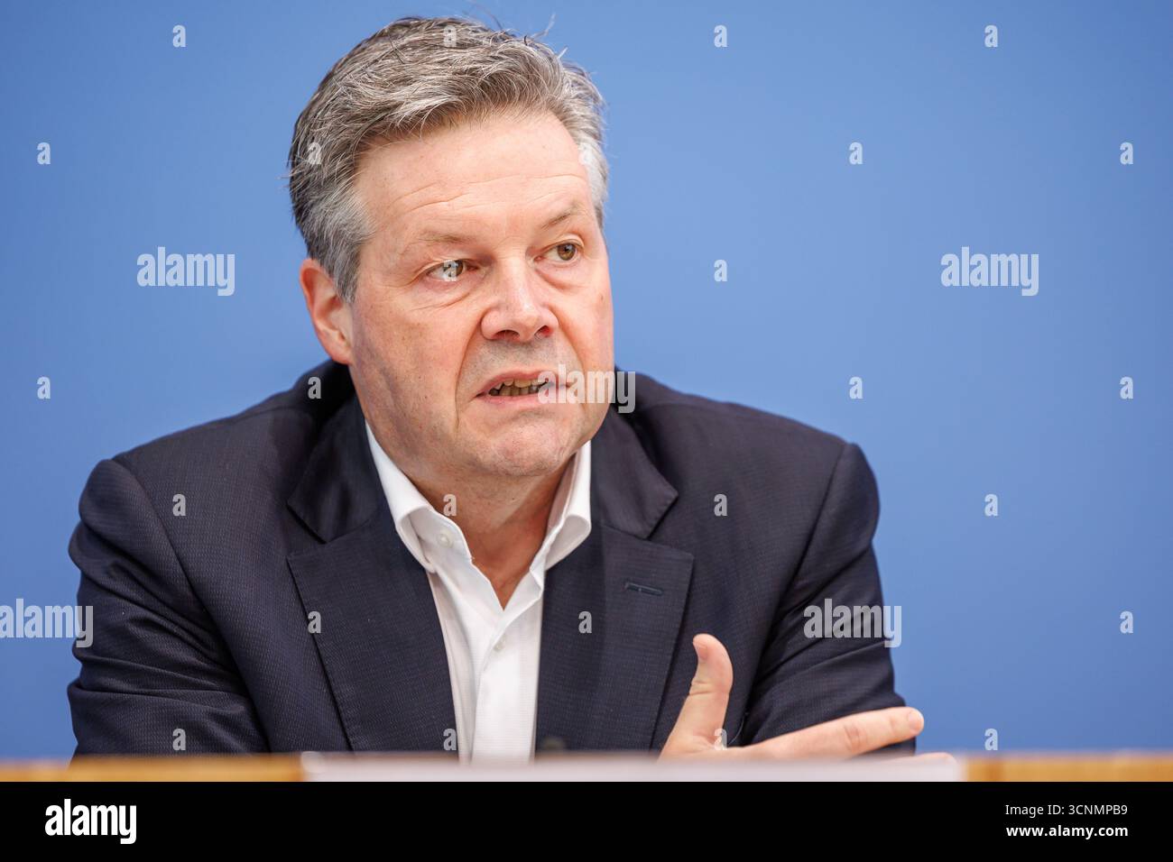 22 September 2025, Berlin: Dirk Rompf takes part in the presentation of ...
