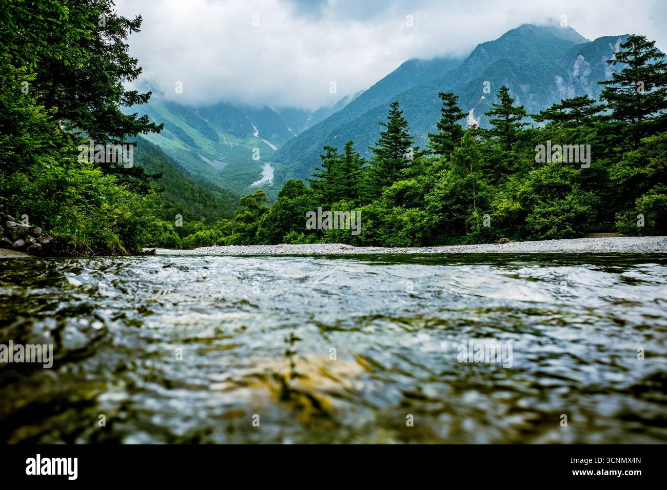 Japanese landscape mountains hi-res stock photography and images