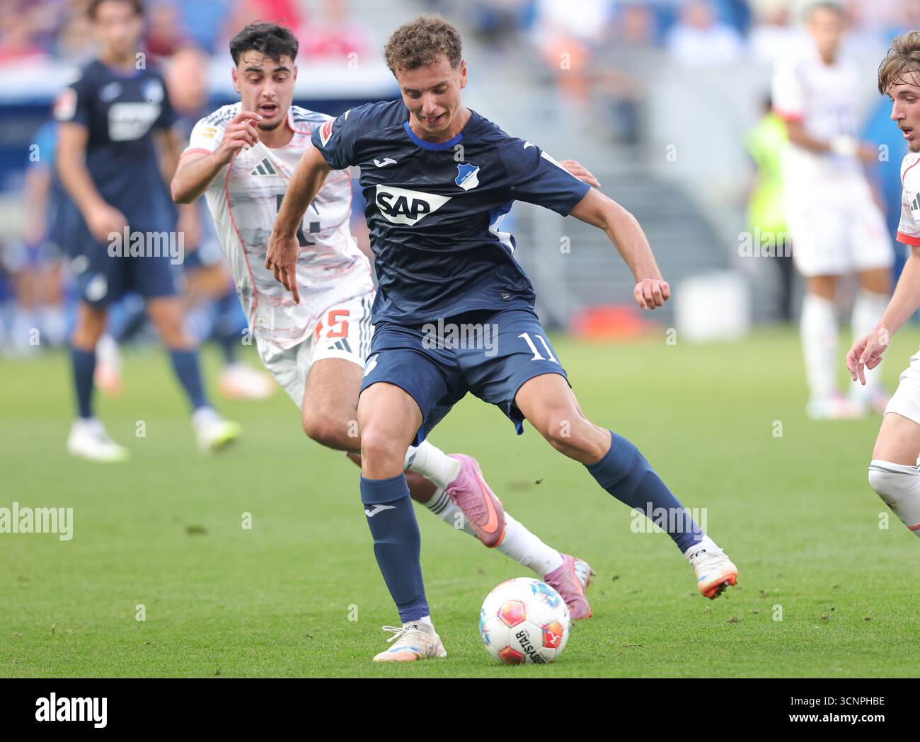 TSG Hoffenheim bindet Sturmtalent Fisnik Asllani länger an den Klub