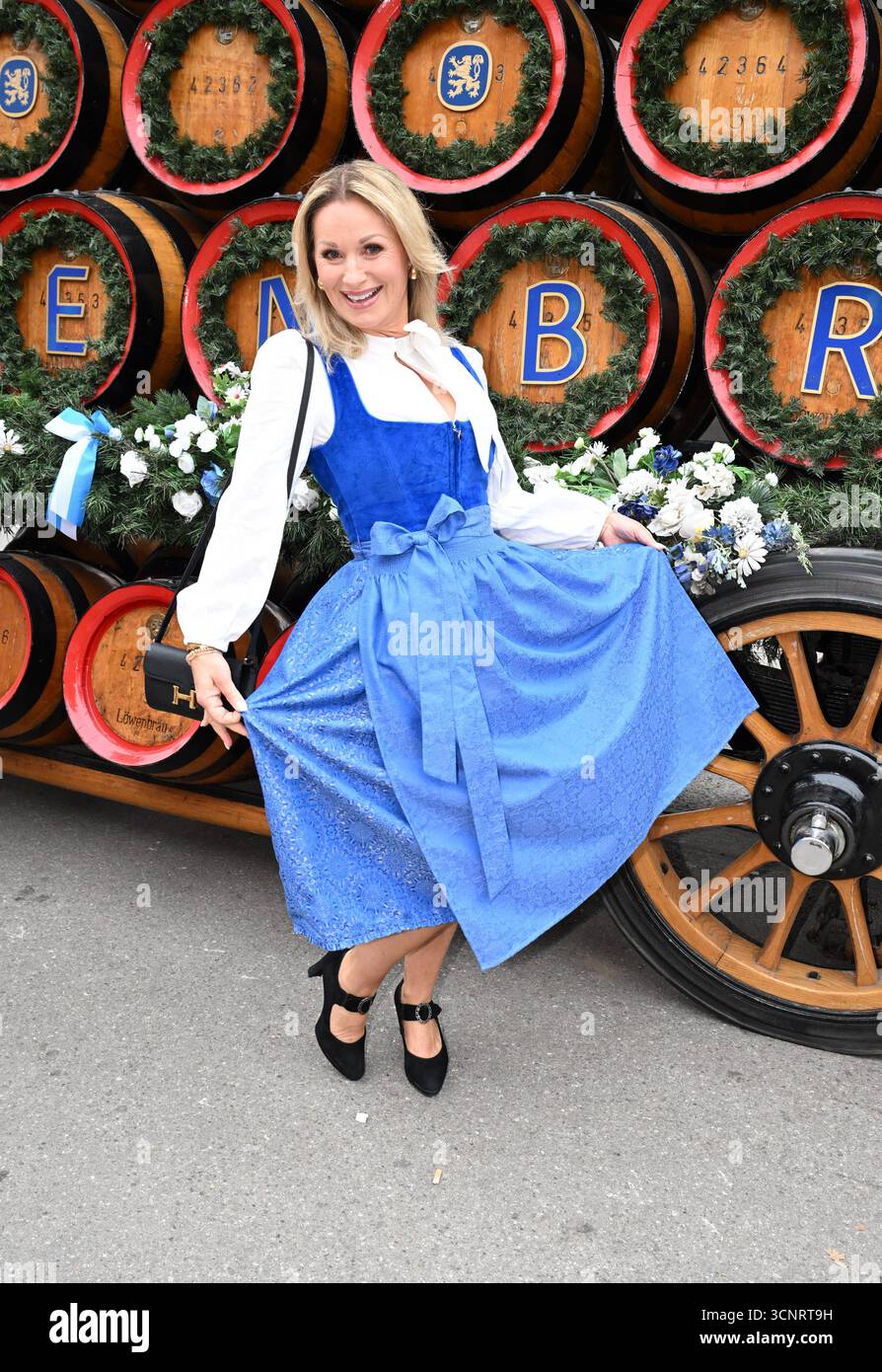 September 190 Eva Grünbauer // Regines Sixt Damenwiesn / 190. Oktoberfest / Wiesn ...