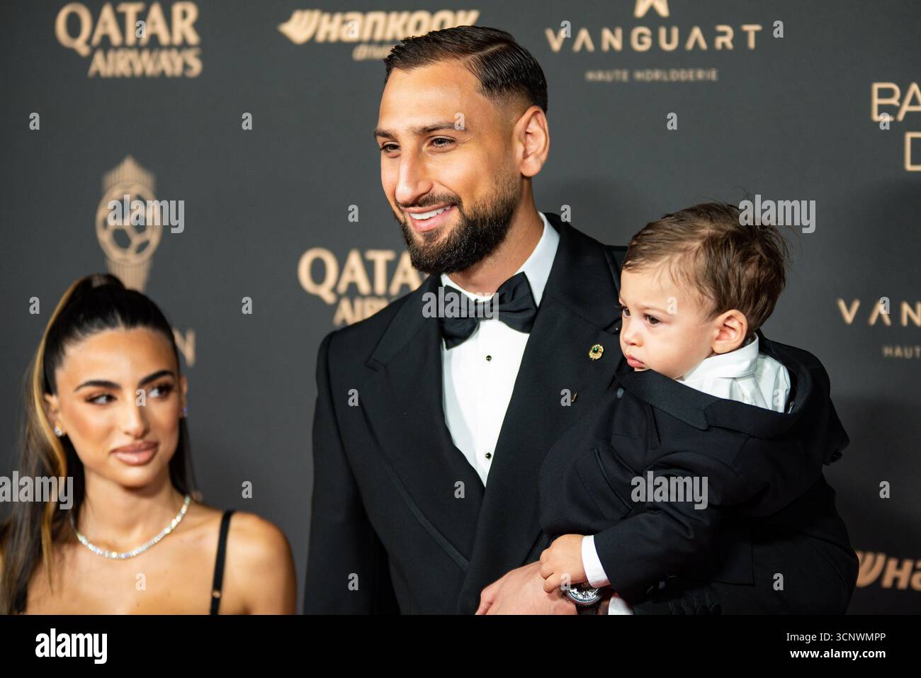 Alessia elefante hi-res stock photography and images - Alamy