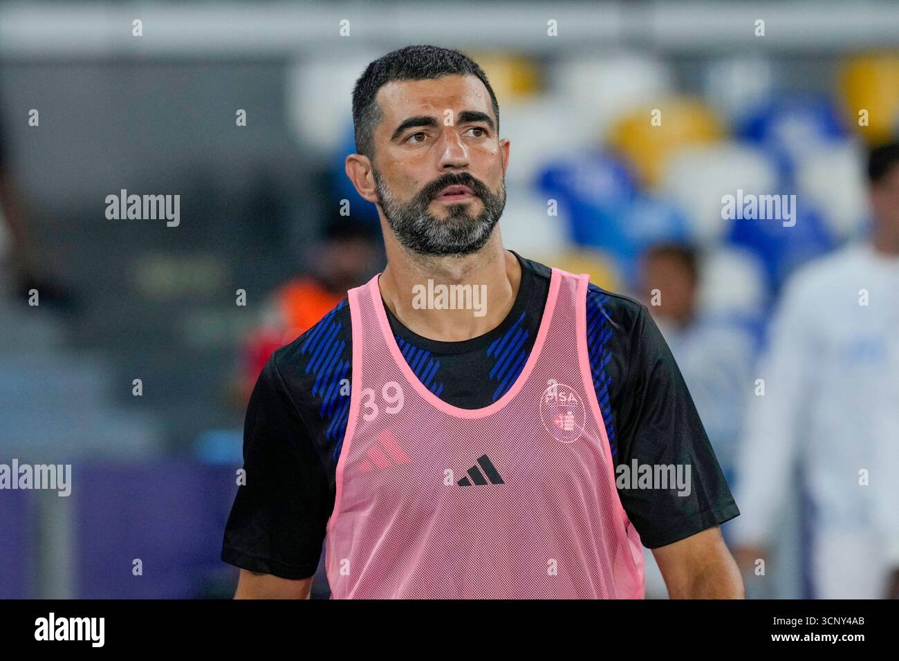 Naples, Italy. 22 Sep, 2025. Raul Albiol of Pisa SC during the Serie A ...