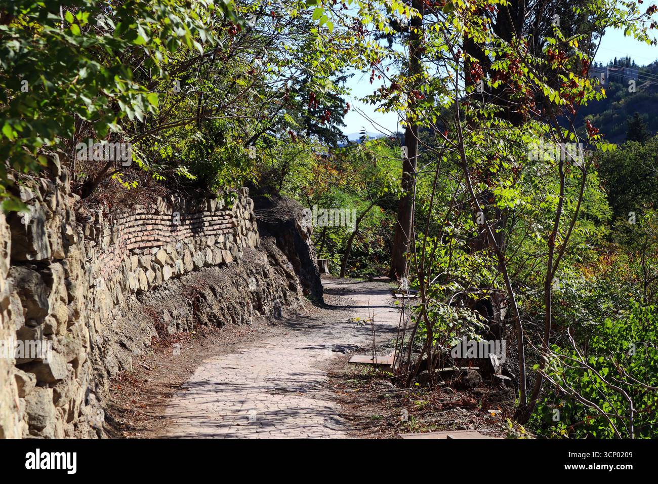 Spain Cliffs Brick cliff hi-res stock photography and images - Alamy